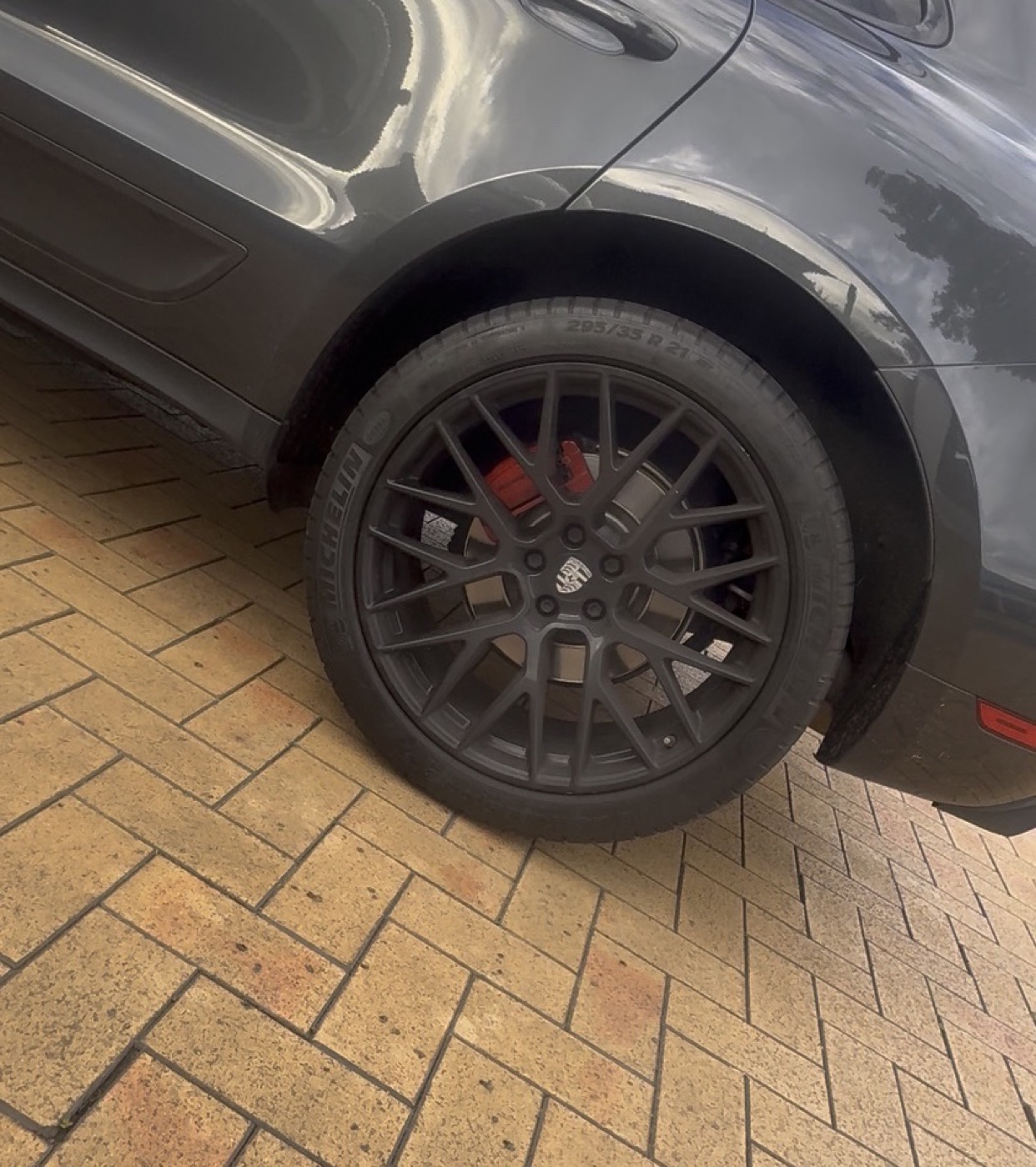 Porsche wheel and brake caliper detailed, Brisbane mobile detailing